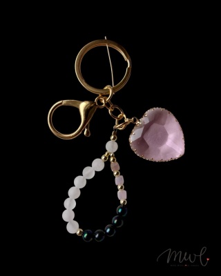 Brelok z kamieni naturalnych: KWARC RÓŻOWY, HEMATYT, CZARNA PERŁA