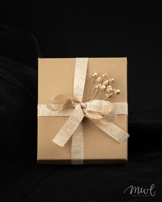 Brelok z kamieni naturalnych: KWARC RÓŻOWY, HEMATYT, CZARNA PERŁA