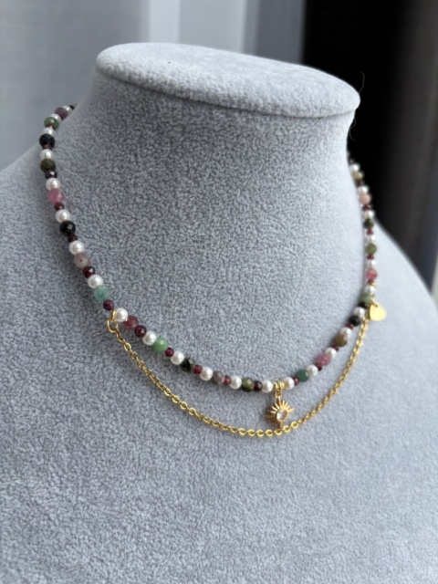 Naszyjnik z kamieni naturalnych: TURMALIN KOLOROWY, GRANAT, MASA PERŁOWA